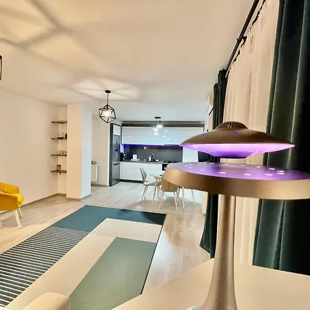 Yamaluxe - Citadel * Κλουζ-Ναπόκα